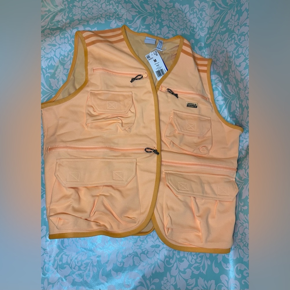 Adidas originals women cargo vest sz small medium and 2xtra small